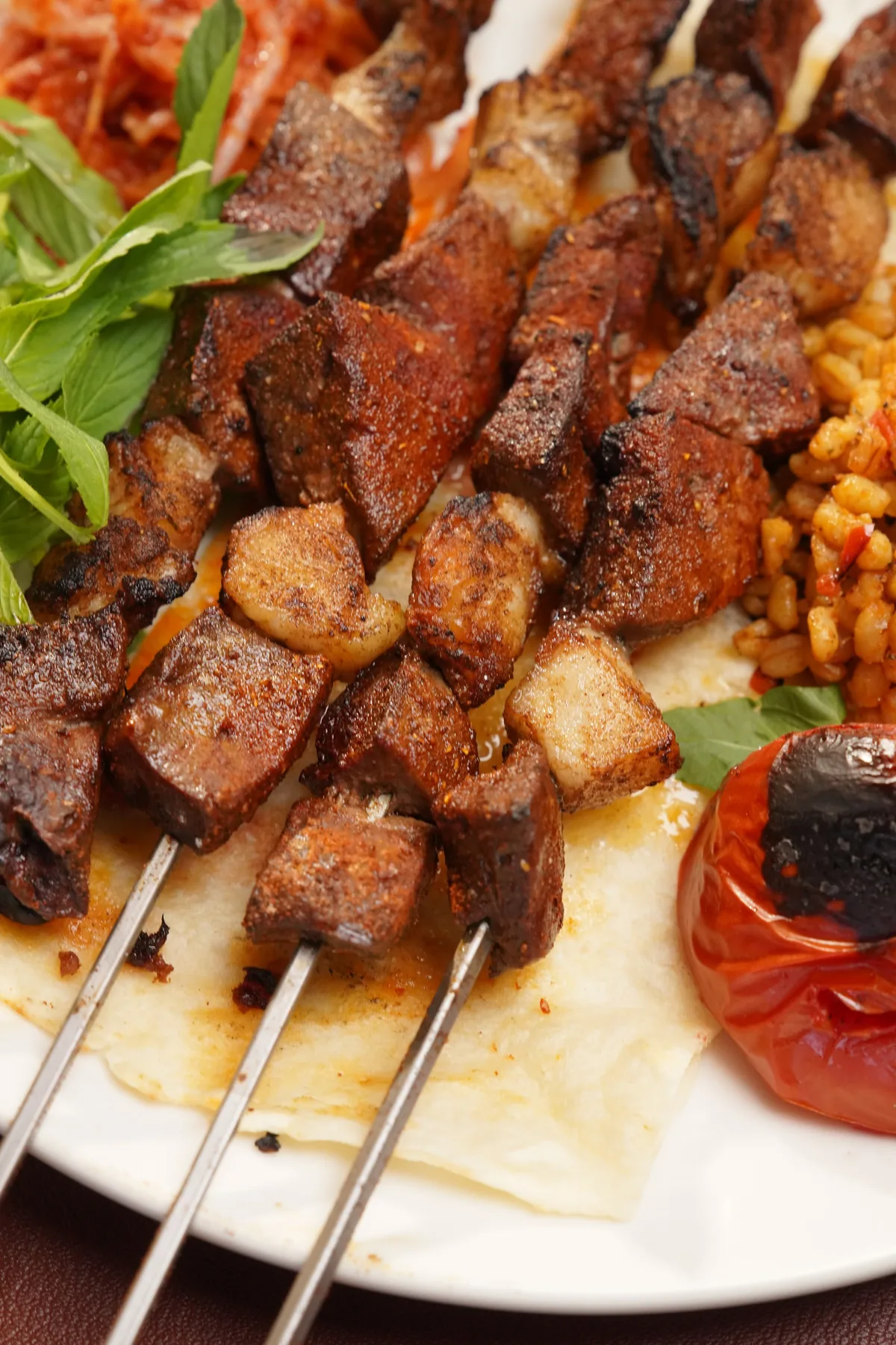 Tavacı Abdullah kebap sunumu